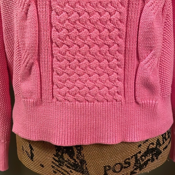 Banana Republic sweater size medium. - Picture 4 of 9